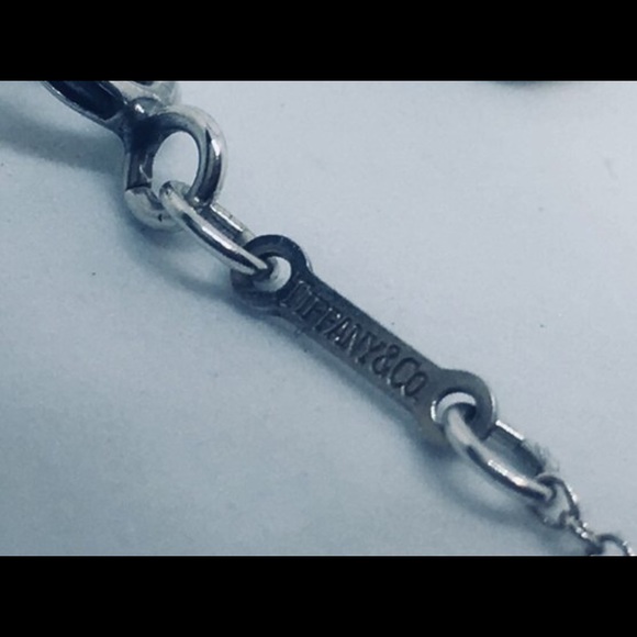 TIFFANY & CO silver heart charm pendant necklace - Picture 3 of 5